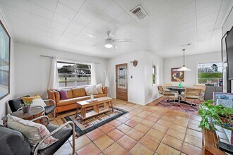 9252 FM949 in Cat Spring, TX - Building Photo - Building Photo