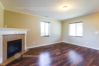 1319 Daffodil Ave NE in Orting, WA - Foto de edificio - Building Photo