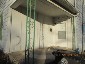 3235 S Harrison St in Fort Wayne, IN - Building Photo - Building Photo