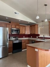 30 NE Alora Dr in Hermiston, OR - Building Photo - Building Photo