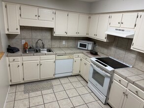 720 Coventry Ln in Florence, SC - Building Photo - Building Photo