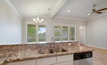 431 Portula Ave in Baton Rouge, LA - Building Photo - Building Photo
