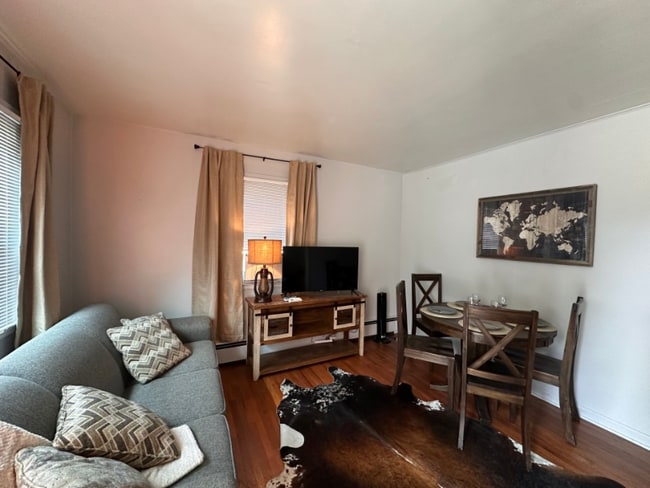 property at 223 S Thurmond St