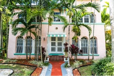 Phoenetia Isles II in Coral Gables, FL - Foto de edificio - Building Photo