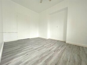 539 NE 82nd Terrace-Unit -5 in Miami, FL - Building Photo - Building Photo