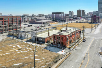 1624 Cuming St in Omaha, NE - Foto de edificio - Building Photo