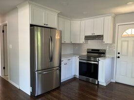 2665 Madison Ave in Bridgeport, CT - Building Photo