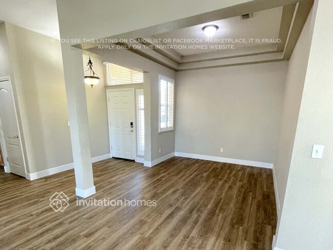 1070 Steele Way, Unit 2306 in Galt, CA - Foto de edificio - Building Photo