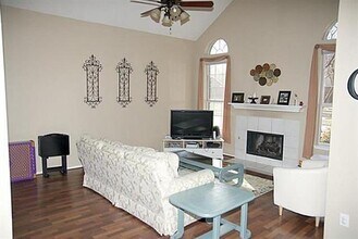 7900 Squire Ln in Frisco, TX - Foto de edificio - Building Photo