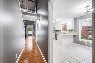 4391 Driftwater Rd in Duluth, GA - Foto de edificio - Building Photo