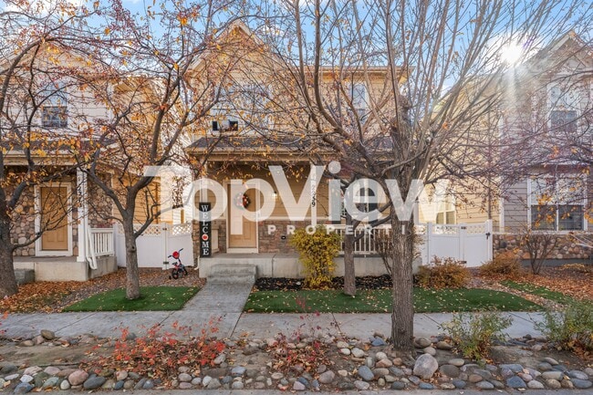 property at 2259 Falkirk Dr