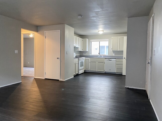 8436 Delridge Way SW, Unit 2 in Seattle, WA - Building Photo - Building Photo