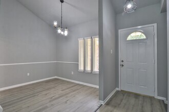 501 Point Clear Dr in Friendswood, TX - Building Photo - Building Photo