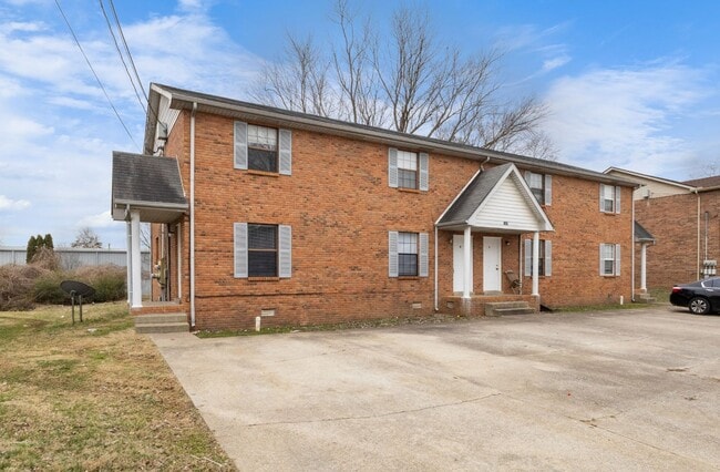property at 1620 Baltimore Dr