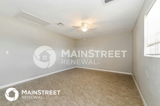 9192 San Carlos Blvd in Ft. Myers, FL - Foto de edificio - Building Photo