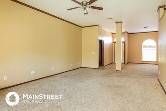 1401 SW 129th St in Oklahoma City, OK - Foto de edificio - Building Photo