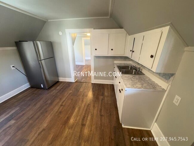 51 Bosworth St in Old Town, ME - Building Photo - Building Photo