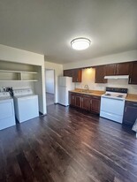 904 Park St in Bellevue, IA - Building Photo