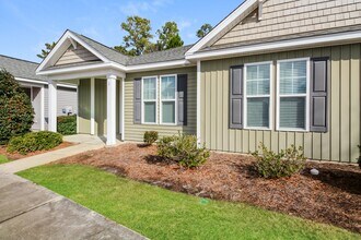 81 Highland Forest Cir in Shallotte, NC - Foto de edificio - Building Photo