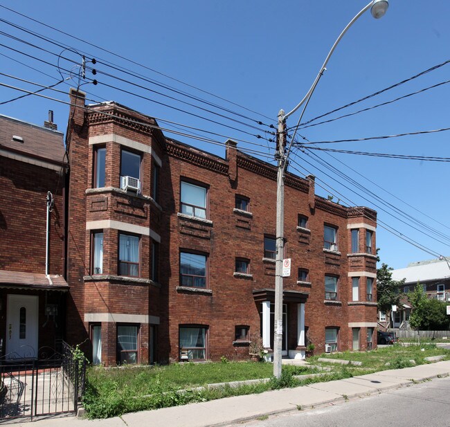294 Clinton St in Toronto, ON - Building Photo - Building Photo