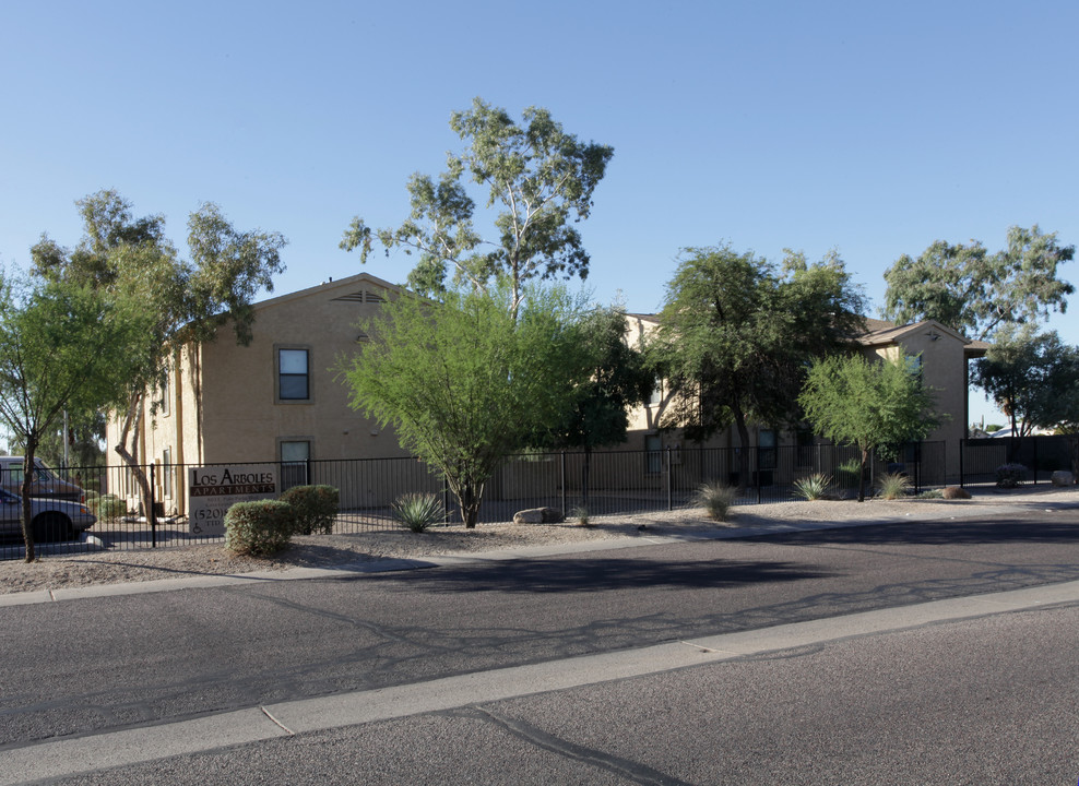 Los Arboles Apartments in Casa Grande, AZ - Building Photo