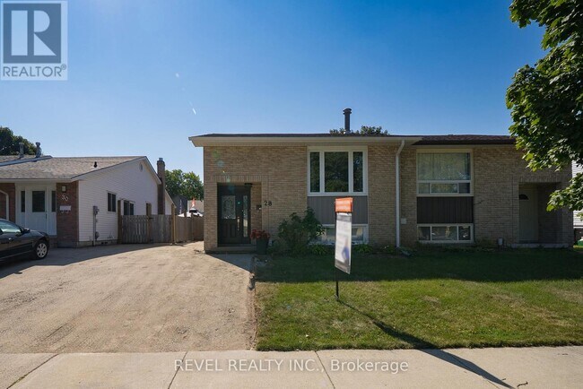 28 Southglen Rd in Brantford, ON - Building Photo - Building Photo