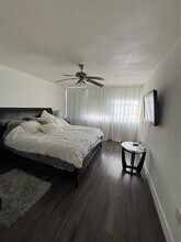 18061 Biscayne Blvd, Unit 1701 in Aventura, FL - Building Photo - Building Photo