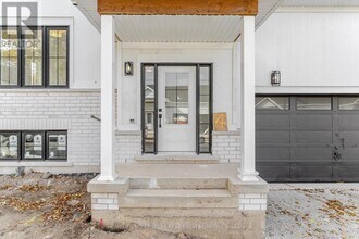 8 Santa Barbara Ln in Halton Hills, ON - Building Photo - Building Photo