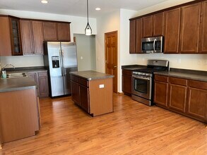 W1158 Meadowsweet Pass in Ixonia, WI - Building Photo - Building Photo