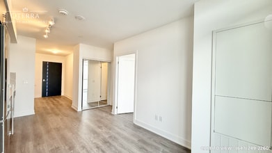 2545 Simcoe St N in Oshawa, ON - Building Photo - Building Photo