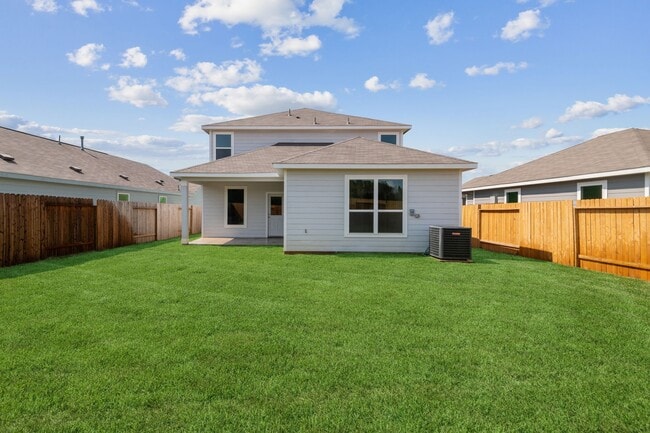 15802 Berry Hl Dr in Conroe, TX - Building Photo - Building Photo