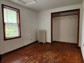 418 Sherry St-Unit -UNIT6 in Neenah, WI - Foto de edificio - Building Photo