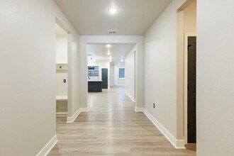 5825 Grinnell St in Lubbock, TX - Building Photo - Building Photo