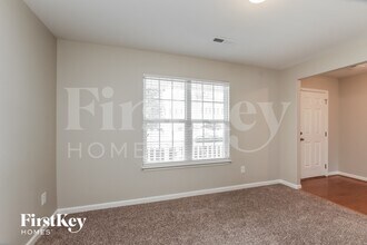 3503 Whitworth Dr in Greensboro, NC - Foto de edificio - Building Photo