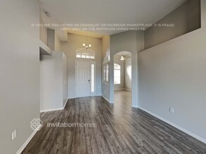 2813 Abbey Grove Dr in Valrico, FL - Foto de edificio - Building Photo