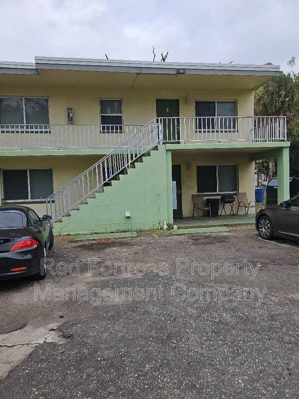 property at 1761 Fowler St