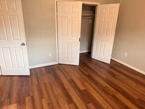 100 Belgium St, Unit Unit C in Lafayette, LA - Foto de edificio - Building Photo