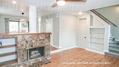 836 St Charles Ave NE-Unit -Unit K in Atlanta, GA - Building Photo - Building Photo