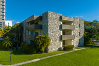 Ledges in Miami, FL - Building Photo - Building Photo