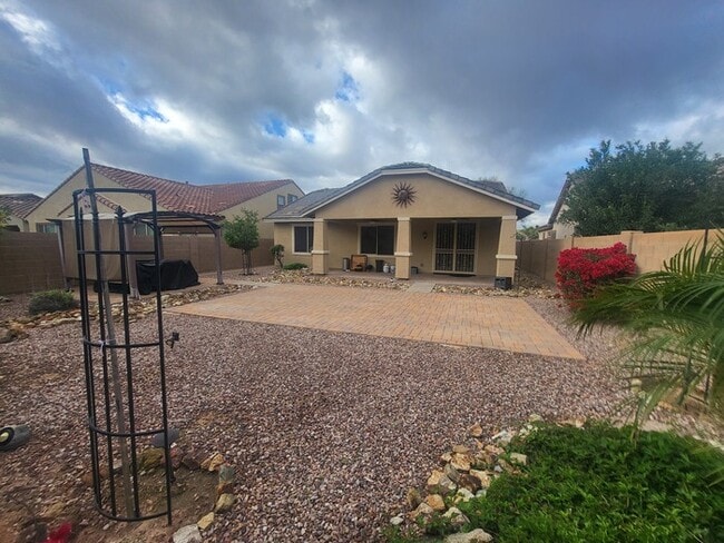 28327 N Welton Pl in San Tan Valley, AZ - Building Photo - Building Photo