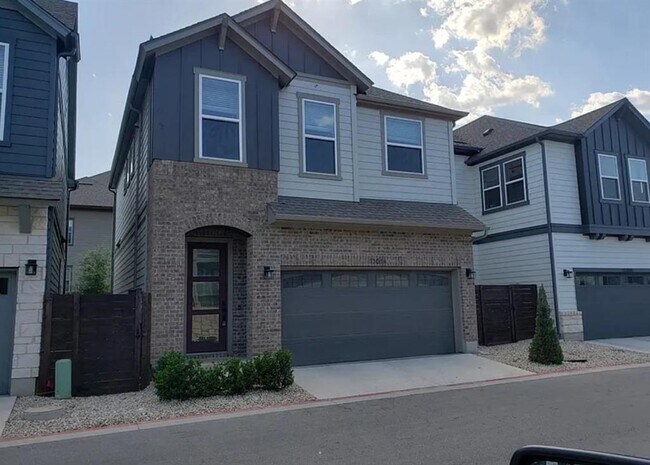 property at 13614 Cibolo Trace