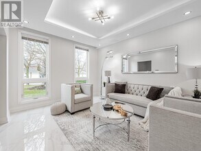 4469 Beacon Ln in Mississauga, ON - Building Photo - Building Photo