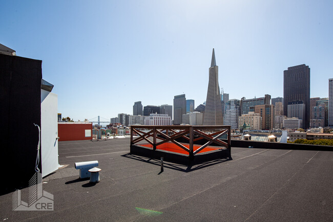 31 Romolo Pl in San Francisco, CA - Building Photo - Building Photo