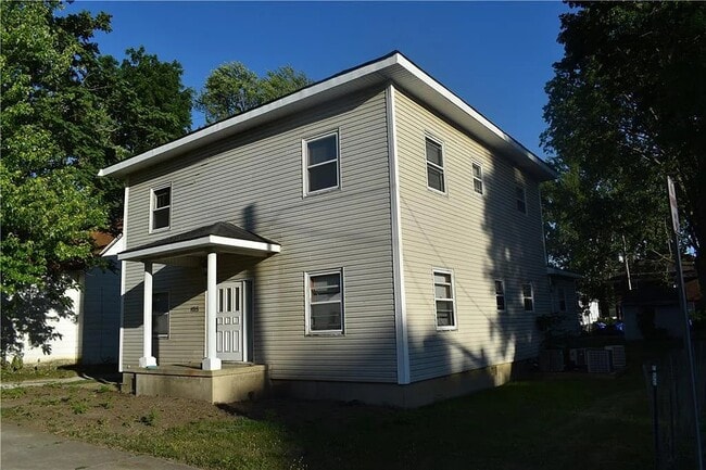 1015 W Jackson St, Unit A