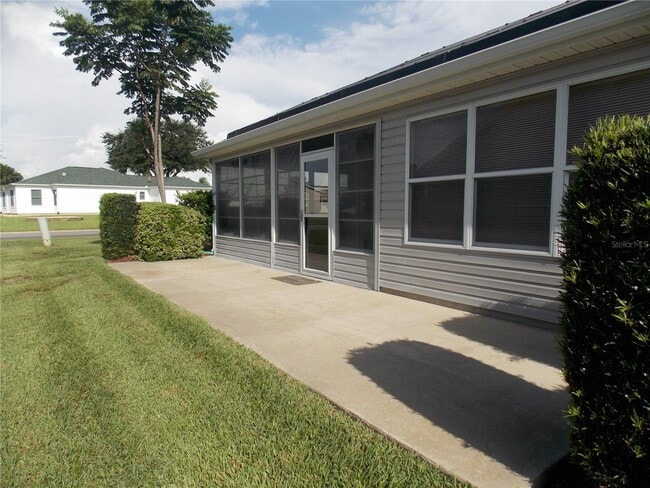 1256 Camero Dr in the Villages, FL - Building Photo - Building Photo
