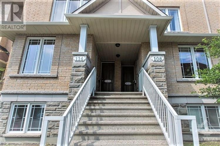 114 Paseo Private in Ottawa, ON - Building Photo