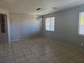 10377 W Los Gatos Dr in Peoria, AZ - Building Photo - Building Photo