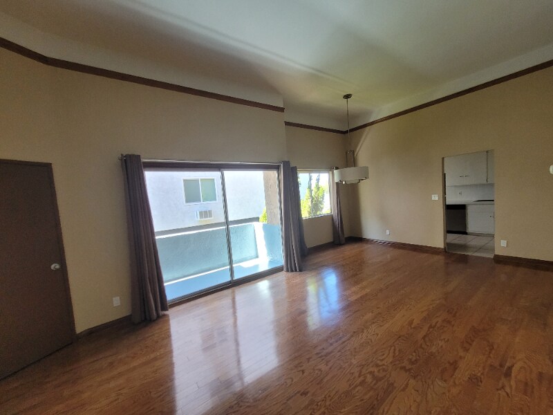 1410 Venice Blvd. in Los Angeles, CA - Building Photo