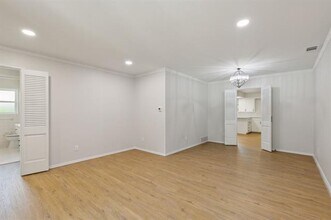 6701 Del Norte Ln in Dallas, TX - Building Photo - Building Photo