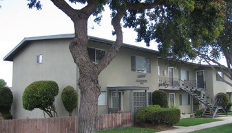 603 E Walnut Ave in Lompoc, CA - Building Photo